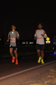 Runner Photo 4338373