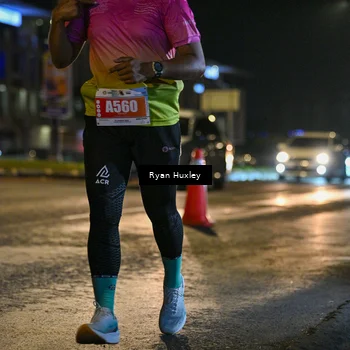 Runner Photo 4338388
