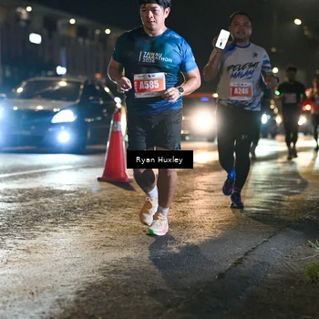 Runner Photo 4338401