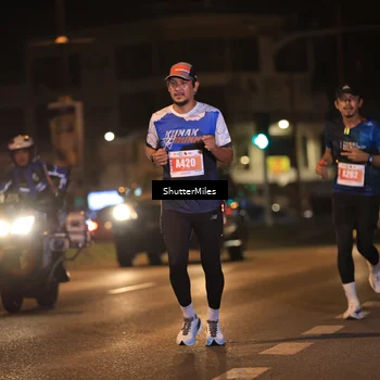 Runner Photo 4339140