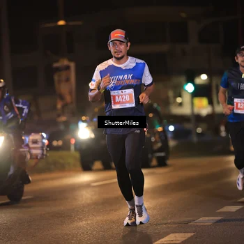 Runner Photo 4339141