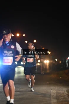 Runner Photo 4339285