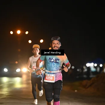 Runner Photo 4339300