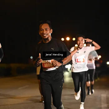 Runner Photo 4339327