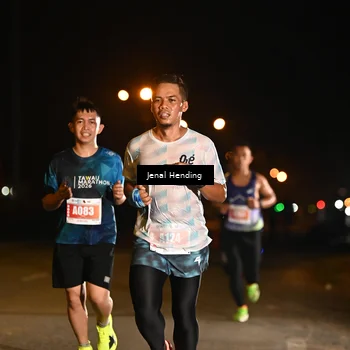 Runner Photo 4339348