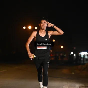Runner Photo 4339350