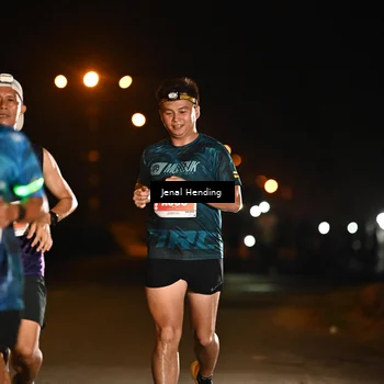 Runner Photo 4339360