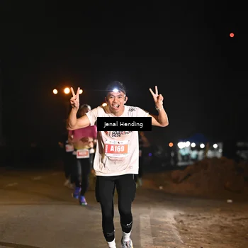 Runner Photo 4339376