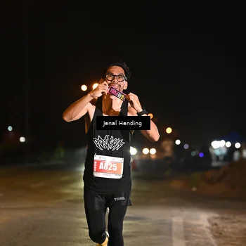Runner Photo 4339387
