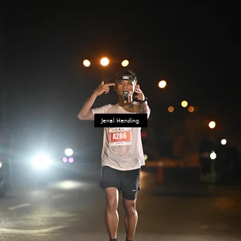Runner Photo 4339390