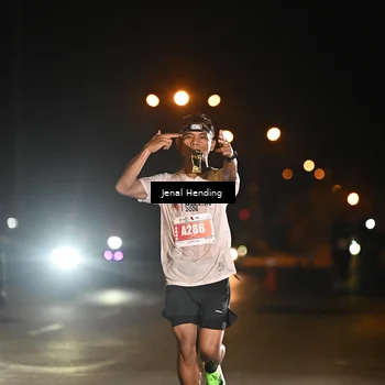 Runner Photo 4339392