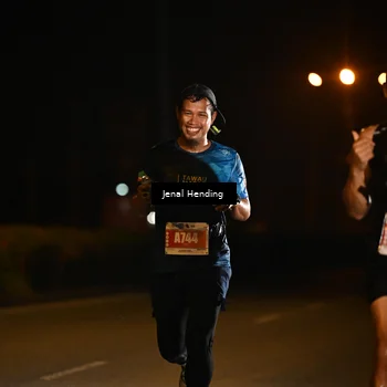 Runner Photo 4339393