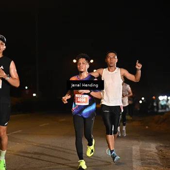 Runner Photo 4339396