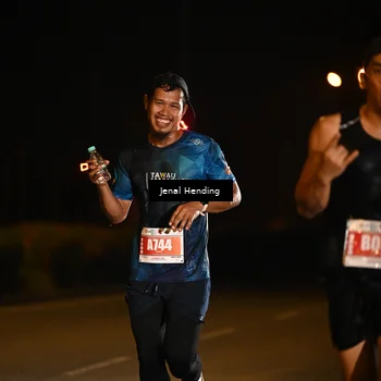 Runner Photo 4339397