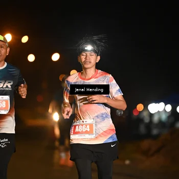 Runner Photo 4339407