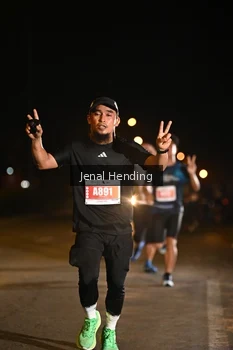 Runner Photo 4339413