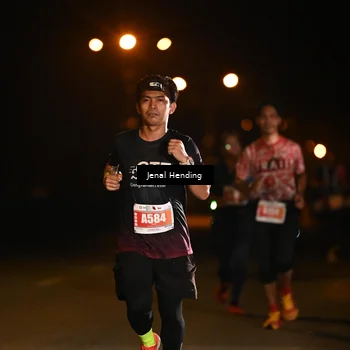Runner Photo 4339428