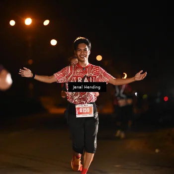 Runner Photo 4339429
