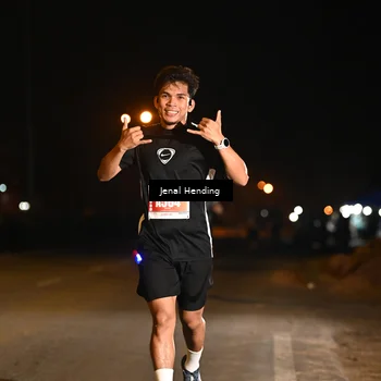 Runner Photo 4339448