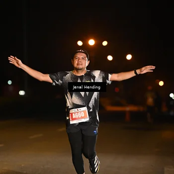 Runner Photo 4339453