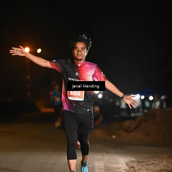 Runner Photo 4339504