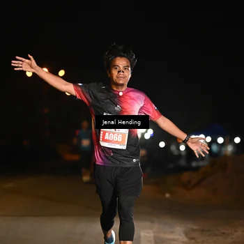 Runner Photo 4339505