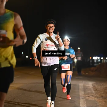 Runner Photo 4339549