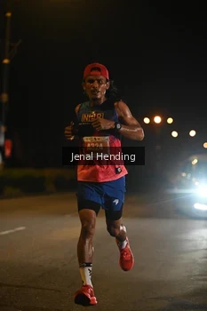 Runner Photo 4339713