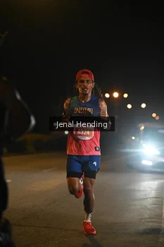 Runner Photo 4339714