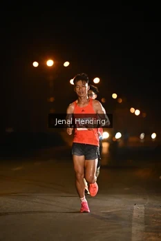 Runner Photo 4339739