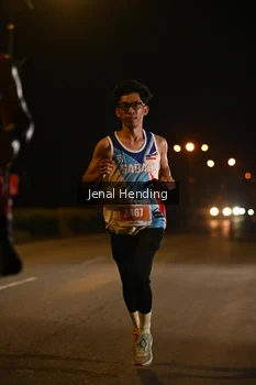 Runner Photo 4339742