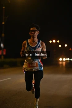 Runner Photo 4339743