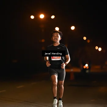 Runner Photo 4339748
