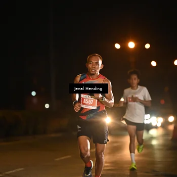 Runner Photo 4339783