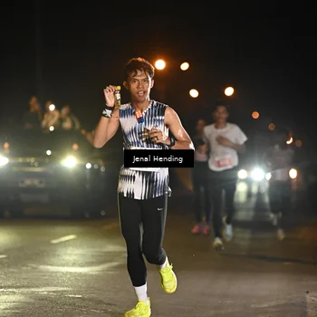 Runner Photo 4339825
