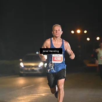 Runner Photo 4339840