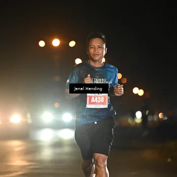 Runner Photo 4339866