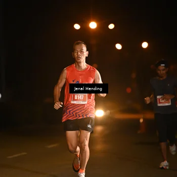 Runner Photo 4339895