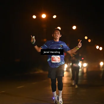 Runner Photo 4339947