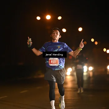 Runner Photo 4339950