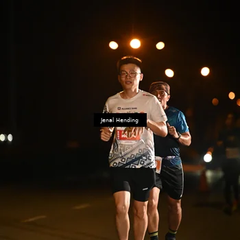 Runner Photo 4339955