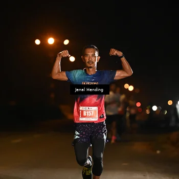 Runner Photo 4339956