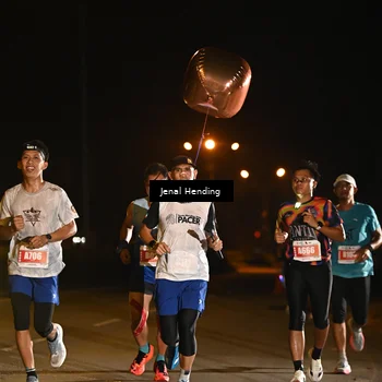 Runner Photo 4339975
