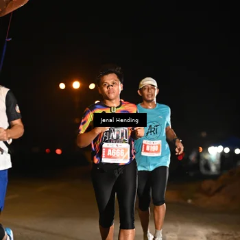 Runner Photo 4339977