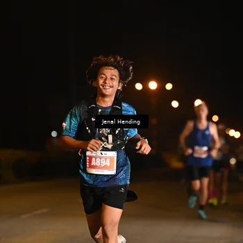 Runner Photo 4339984