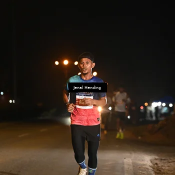 Runner Photo 4339993