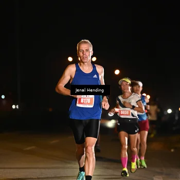 Runner Photo 4339998