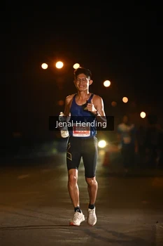 Runner Photo 4340008