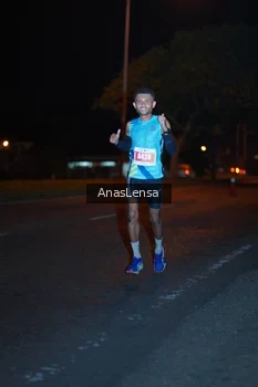 Runner Photo 4340048