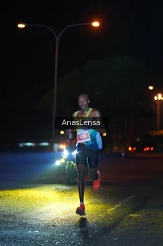 Runner Photo 4340052